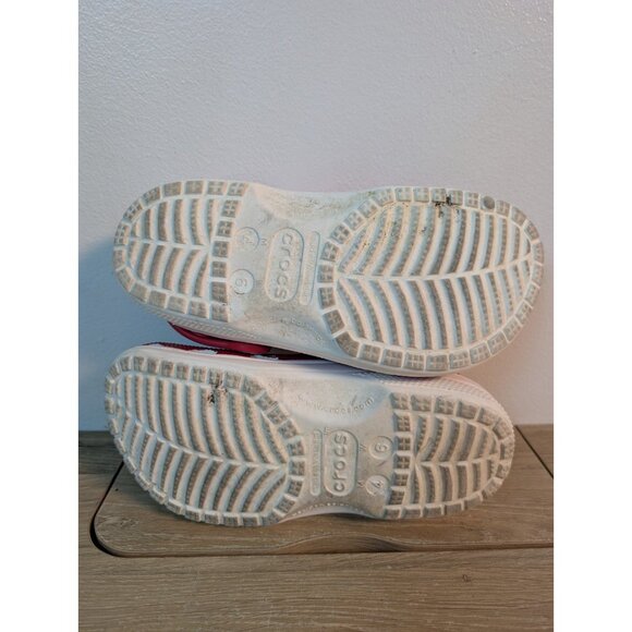 Crocs Ohio State Buckeyes Classic Clogs Red White Shoes Collegiate Size M4 /W6 - Picture 9 of 10